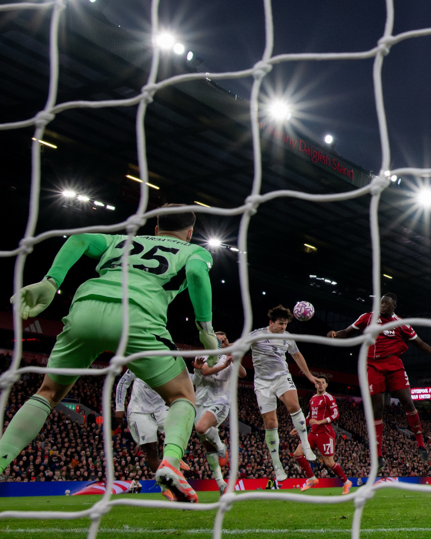 MU bangkit bergaya, jinakkan Liverpool di Anfield