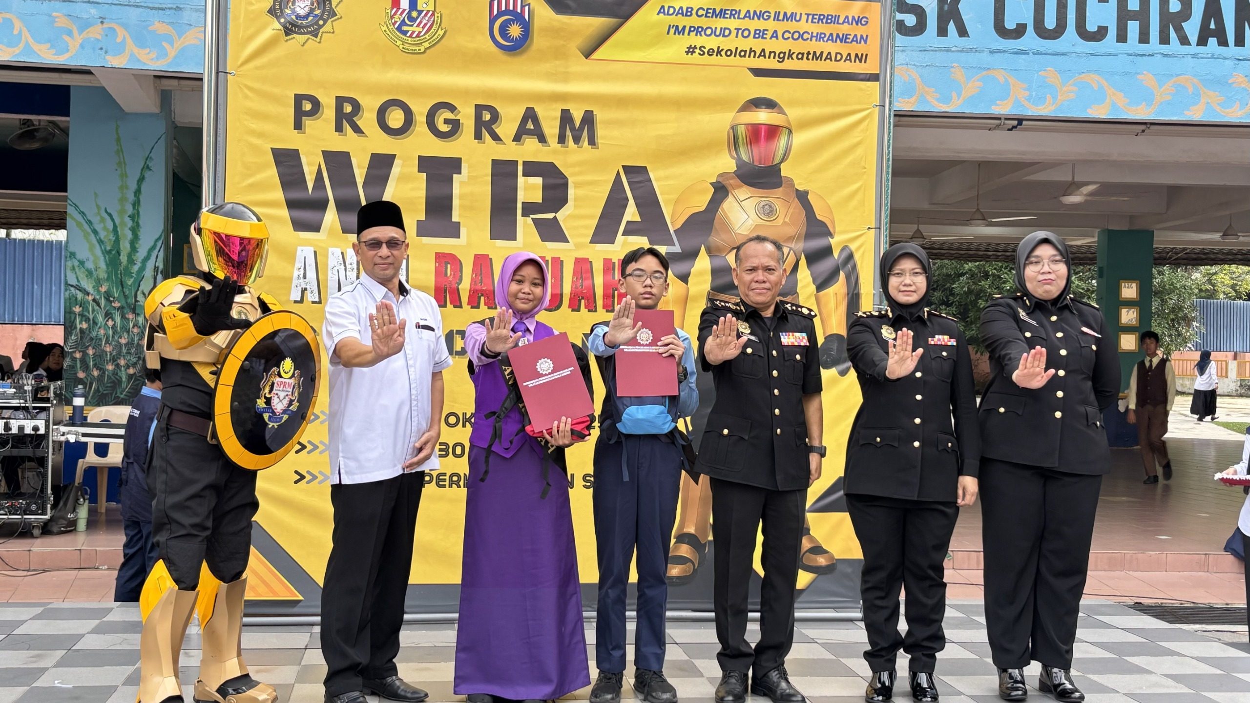 e8e85526-a35a-4499-9a46-0e3b5792a4ec