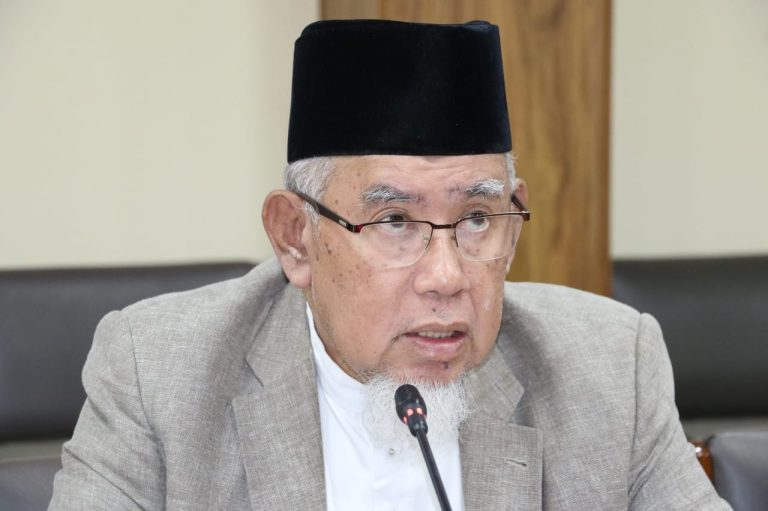 Mohd Azmi