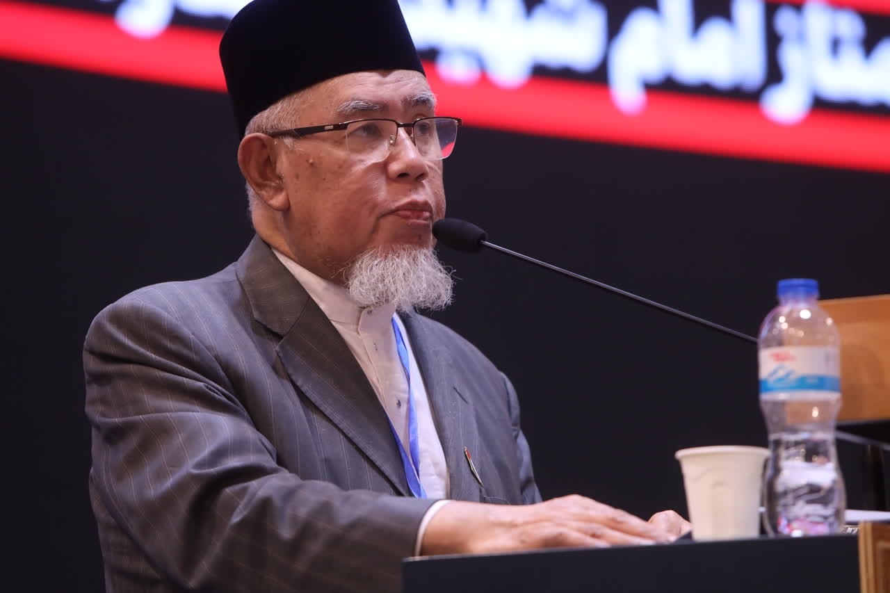 Azmi