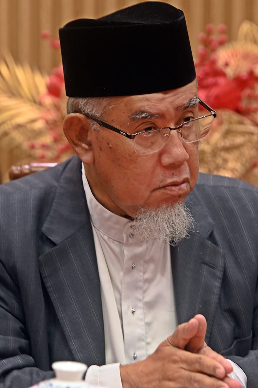 azmi